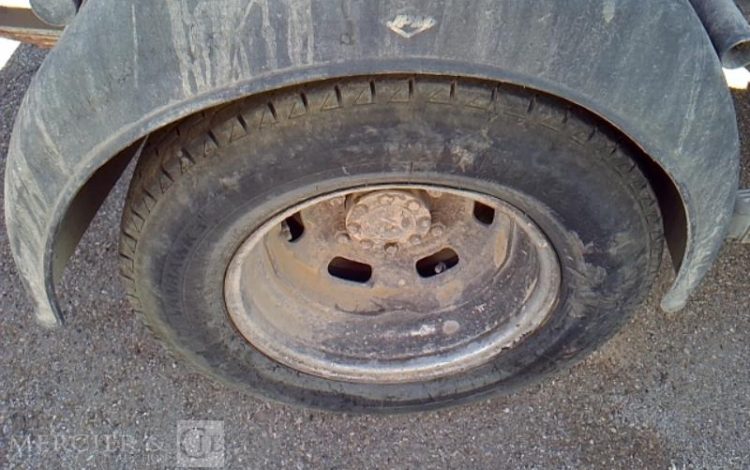 IVECO 35C13 BENNE NON ROULANT  DL-052-MR