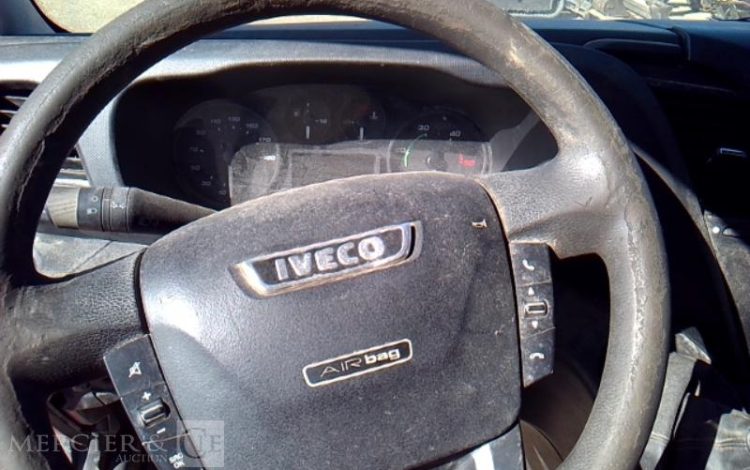 IVECO 35C13 BENNE NON ROULANT  DL-052-MR