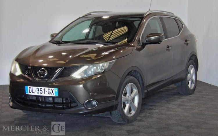 NISSAN QASHQAI 1.2 DIGT 115 CONNECT EDITION 2WD X-TRONIC MARRON DL-351-GX
