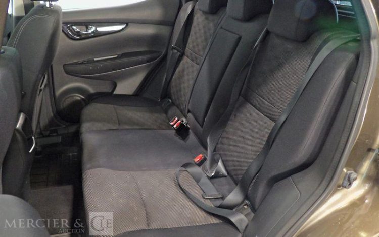 NISSAN QASHQAI 1.2 DIGT 115 CONNECT EDITION 2WD X-TRONIC MARRON DL-351-GX