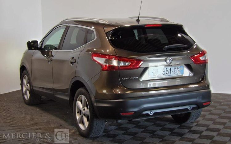 NISSAN QASHQAI 1.2 DIGT 115 CONNECT EDITION 2WD X-TRONIC MARRON DL-351-GX