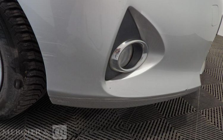 TOYOTA AURIS  DM-763-AG