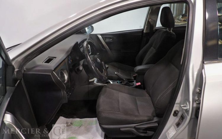 TOYOTA AURIS  DM-763-AG