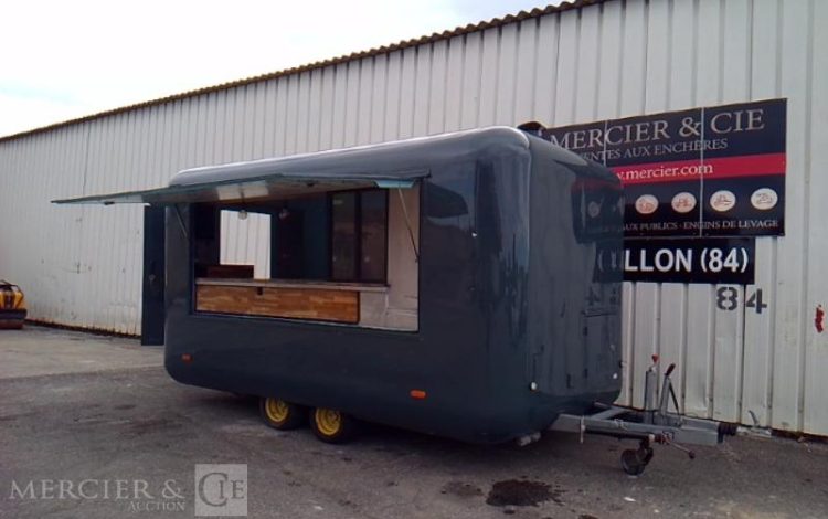 TA-NO REMORQUE FOOD TRUCK –  2 ESSIEUX  – PTAC 1T4  DN-504-YB
