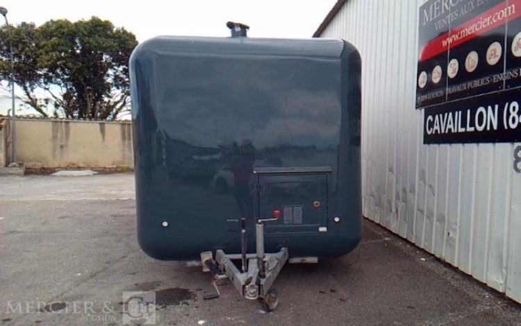 TA-NO REMORQUE FOOD TRUCK –  2 ESSIEUX  – PTAC 1T4  DN-504-YB
