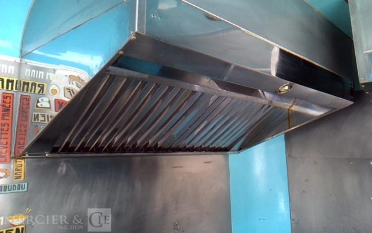 TA-NO REMORQUE FOOD TRUCK –  2 ESSIEUX  – PTAC 1T4  DN-504-YB