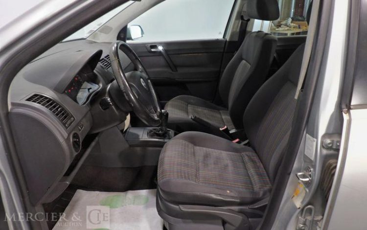 VOLKSWAGEN POLO 1.4 TDI 70CH WEMBLEY GRIS DR-206-ME