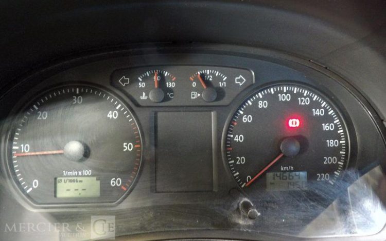 VOLKSWAGEN POLO 1.4 TDI 70CH WEMBLEY GRIS DR-206-ME