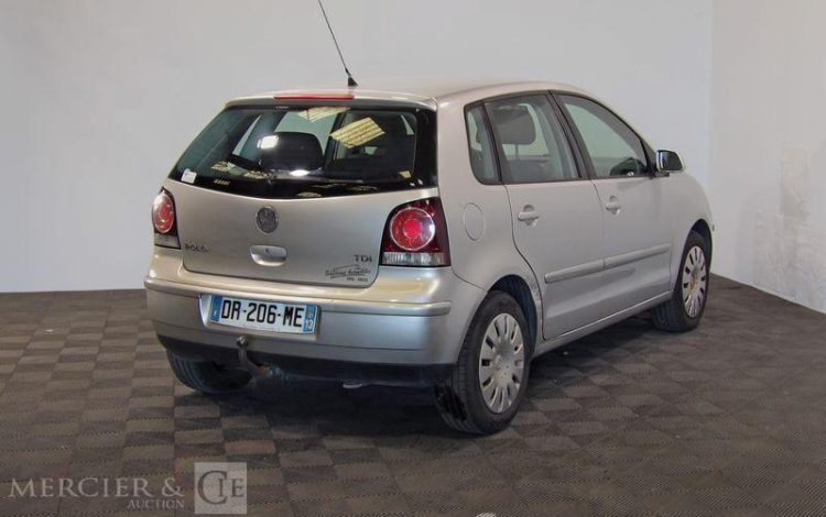 VOLKSWAGEN POLO 1.4 TDI 70CH WEMBLEY GRIS DR-206-ME