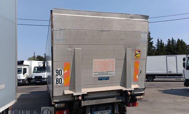 IVECO EUROCARGO E6190 EL AVEC HAYON DHOLLANDIA – DIESEL – 356643 KMS – ANNEE 2015 BLANC DT-089-FH