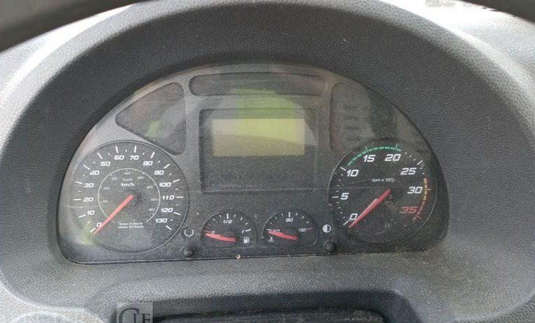 IVECO EUROCARGO E6190 EL AVEC HAYON DHOLLANDIA – DIESEL – 356643 KMS – ANNEE 2015 BLANC DT-089-FH