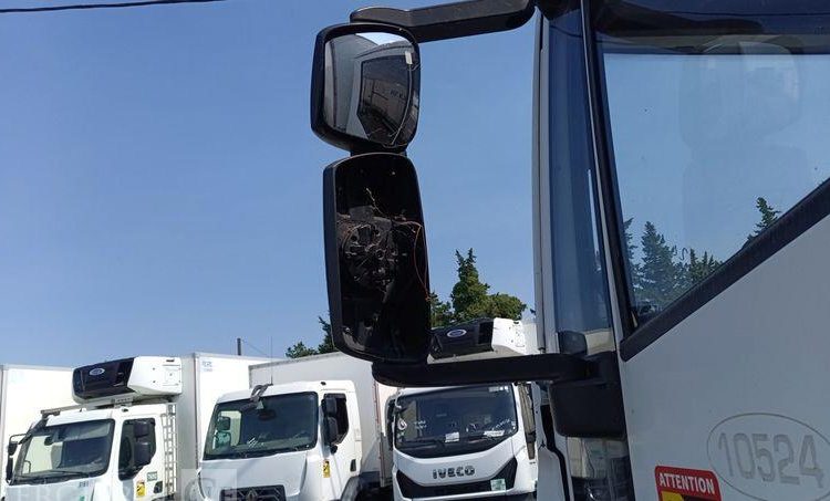 IVECO EUROCARGO E6190 EL AVEC HAYON DHOLLANDIA – DIESEL – 356643 KMS – ANNEE 2015 BLANC DT-089-FH