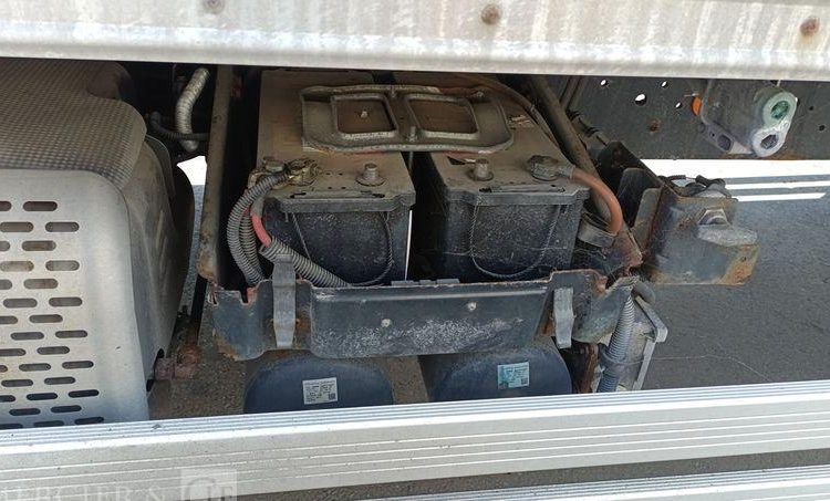 IVECO EUROCARGO E6190 EL AVEC HAYON DHOLLANDIA – DIESEL – 356643 KMS – ANNEE 2015 BLANC DT-089-FH
