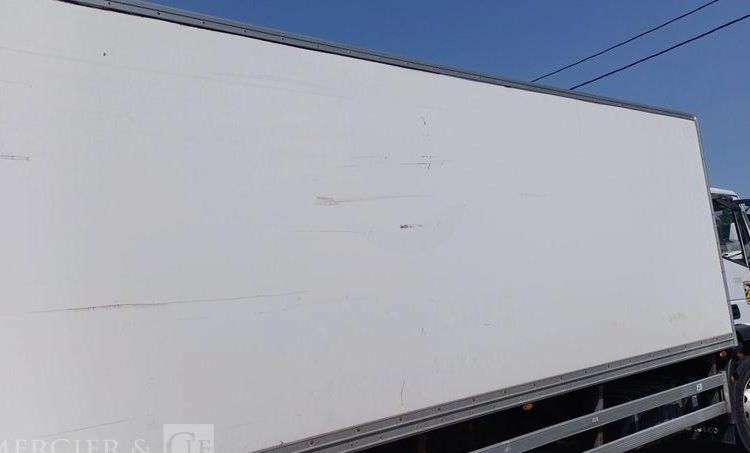 IVECO EUROCARGO E6190 EL AVEC HAYON DHOLLANDIA – DIESEL – 356643 KMS – ANNEE 2015 BLANC DT-089-FH
