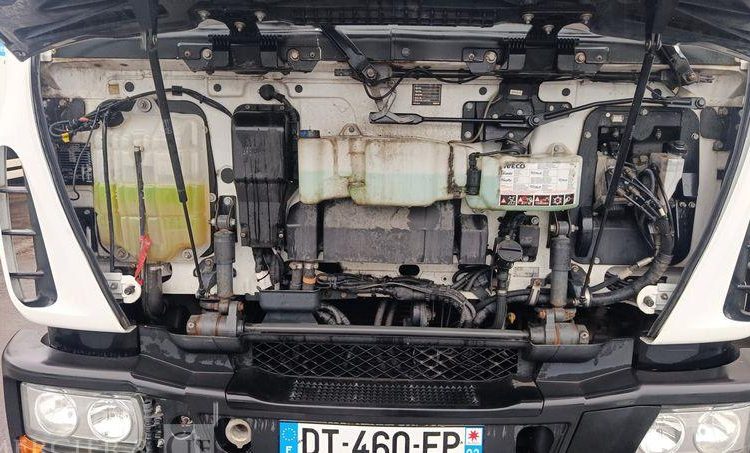 IVECO EUROCARGO AVEC GROUPE FROID CARRIER EN DESIGNATION – DIESEL BLANC DT-460-EP