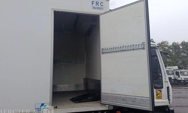 IVECO EUROCARGO AVEC GROUPE FROID CARRIER EN DESIGNATION – DIESEL BLANC DT-460-EP