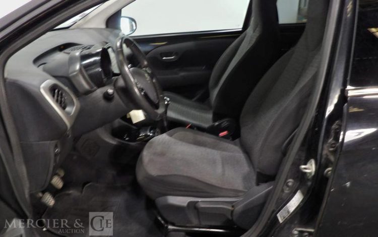 CITROEN C1 1.2 PURETECH 80CH SHINE NOIR DV-629-JB