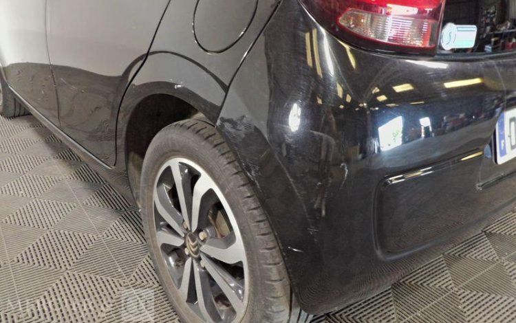 CITROEN C1 1.2 PURETECH 80CH SHINE NOIR DV-629-JB