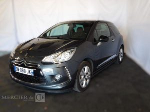DS DS3 1.2 PURETECH 110 SOCHIC GRIS DW-069-JK