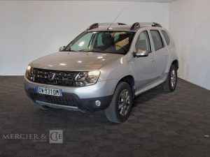 DACIA DUSTER 1,5 DCI 110 LAUREATE 4X4 GRIS DW-931-DM