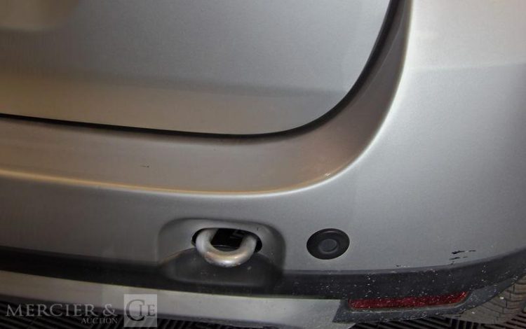 DACIA DUSTER 1,5 DCI 110 LAUREATE 4X4 GRIS DW-931-DM