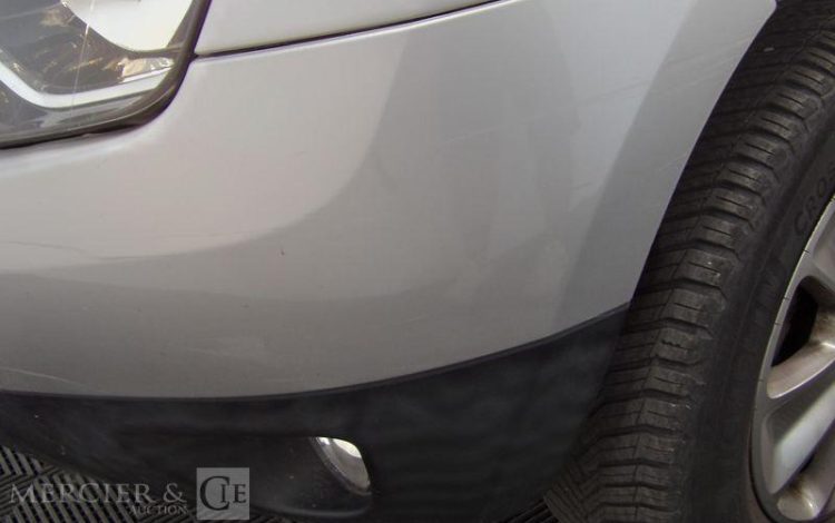 DACIA DUSTER 1,5 DCI 110 LAUREATE 4X4 GRIS DW-931-DM
