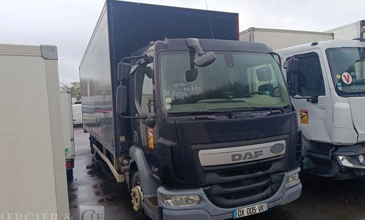 DAF LF EURO 6 AVEC HAYON EN DESIGNATION – DIESEL – NOIR DX-005-VK