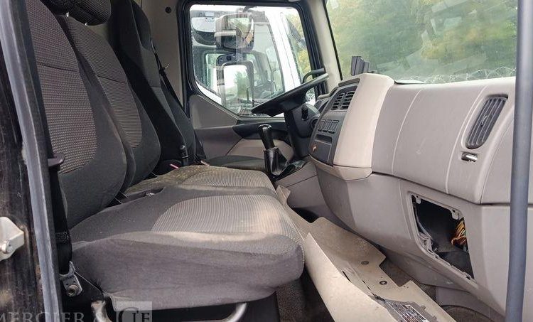 DAF LF EURO 6 AVEC HAYON EN DESIGNATION – DIESEL – NOIR DX-005-VK