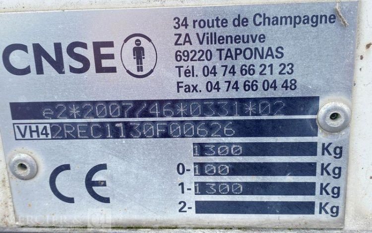 CNSE ABRIS DE CHANTIER TRACTABLE – 9M2 ISOLE VESTIAIRE / REFECTOITE AVEC WC CHIMIQUE  DY-036-DT