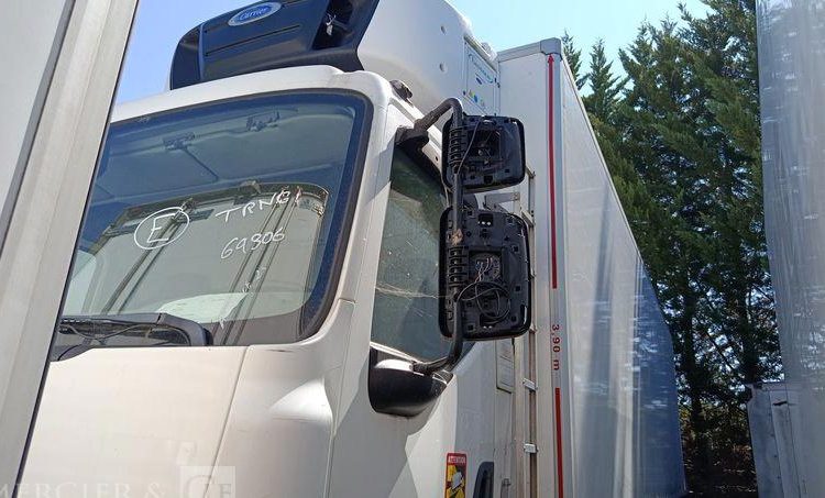 RENAULT D19 WIDE AVEC GROUPE FROID – EN DESIGNATION – DIESEL – 331340 KMS BLANC DZ-104-ZG