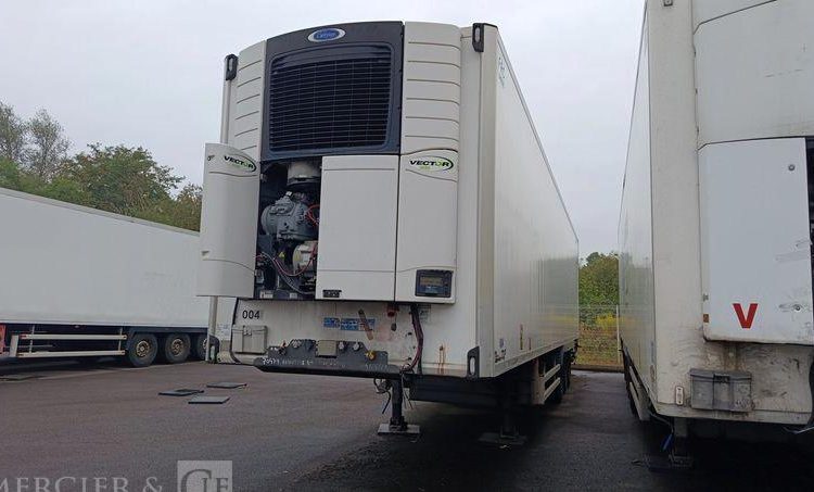 LAMBERET SEMI REMORQUE FIRGORIFIQUE EN DESIGNATION – PTAC : 38 TONNES – DIESEL  EA-441-NJ