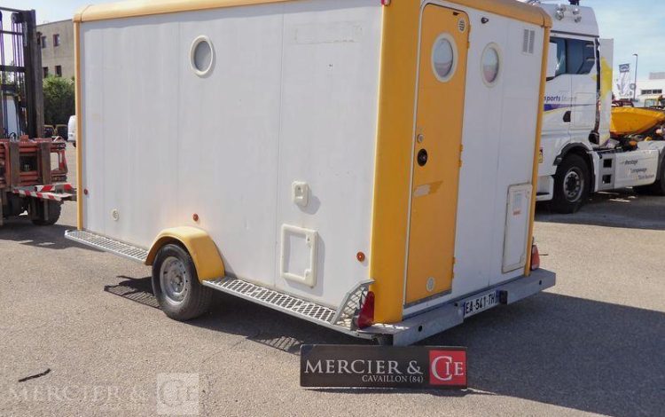 CNSE ABRI CHANTIER 9M2 ISOLE + WC  EA-541-TH