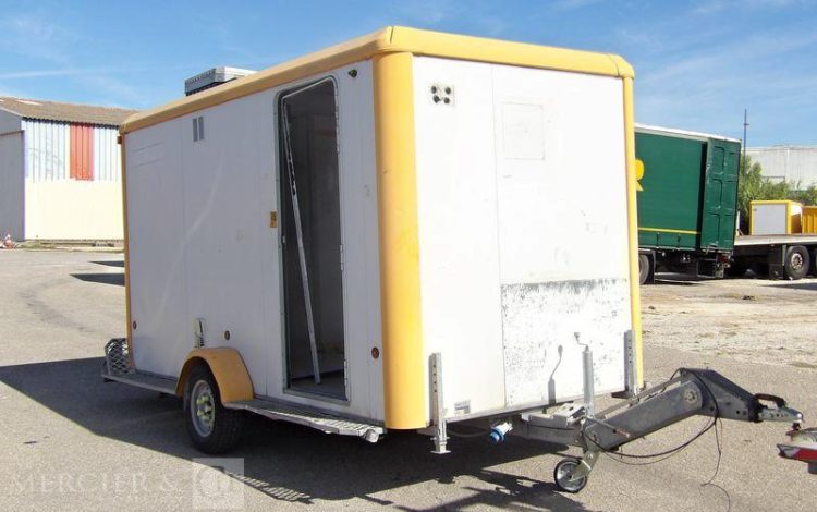 CNSE ABRI CHANTIER 9M2 ISOLE + WC  EA-541-TH