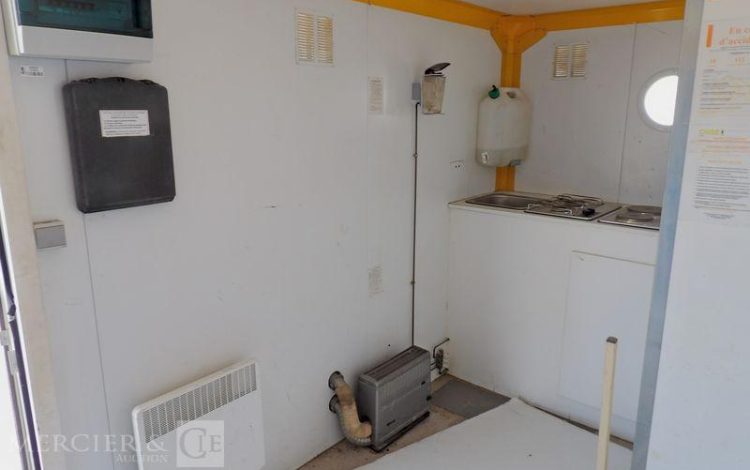 CNSE ABRI CHANTIER 9M2 ISOLE + WC  EA-541-TH