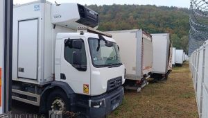 RENAULT D19 WIDE AVEC GROUPE FROID EN DESIGNATION PTAC : 19 TONNES – DIESEL  EA-563-JA