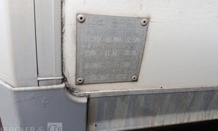 RENAULT D19 WIDE AVEC GROUPE FROID EN DESIGNATION PTAC : 19 TONNES – DIESEL  EA-563-JA