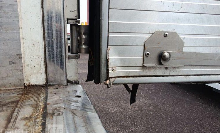 RENAULT D19 WIDE AVEC GROUPE FROID EN DESIGNATION PTAC : 19 TONNES – DIESEL  EA-563-JA