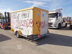 ABRI CHANTIER 9M2 ISOLE + WC  EB-818-PE