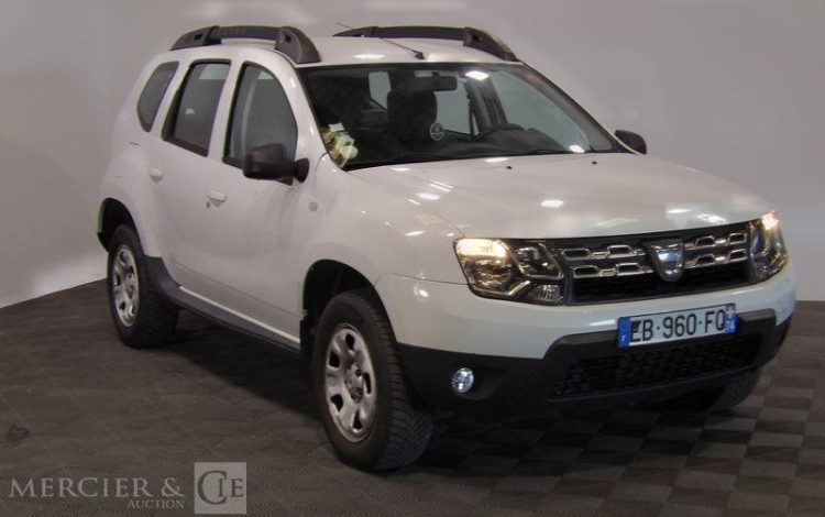 DACIA DUSTER 1.5 DCI 110 LAUREATE 4X2 BLANC EB-960-FQ