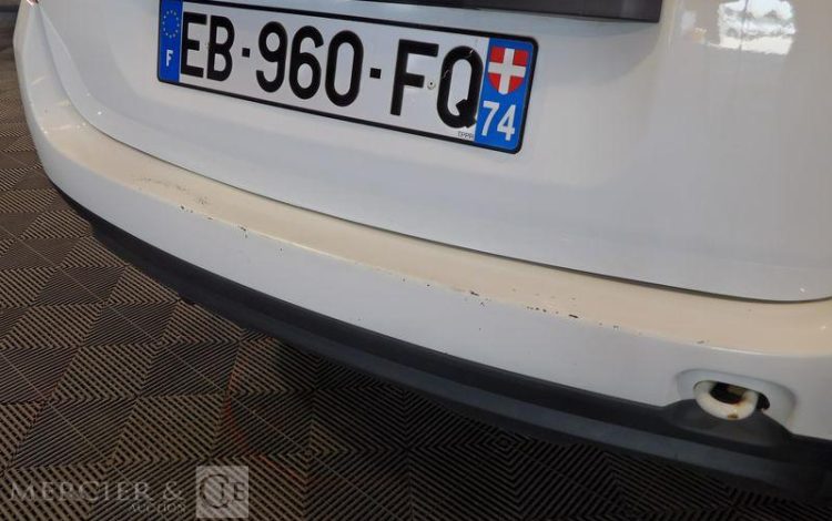 DACIA DUSTER 1.5 DCI 110 LAUREATE 4X2 BLANC EB-960-FQ