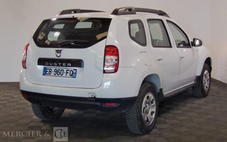 DACIA DUSTER 1.5 DCI 110 LAUREATE 4X2 BLANC EB-960-FQ