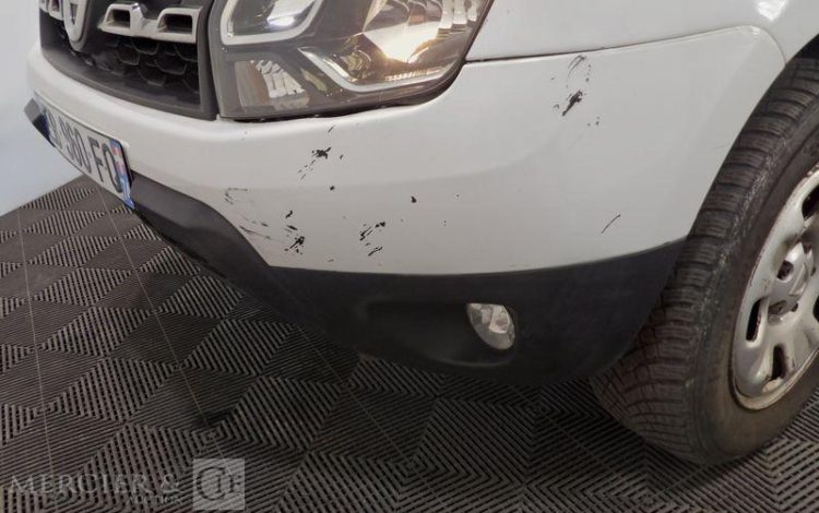 DACIA DUSTER 1.5 DCI 110 LAUREATE 4X2 BLANC EB-960-FQ