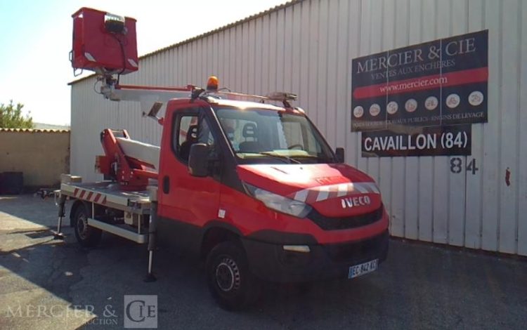 MULTITEL 35-110 NACELLE SUR VL 17M – MX 170 – 3856H – 79250KM – AN2016 ROUGE EC-842-KC