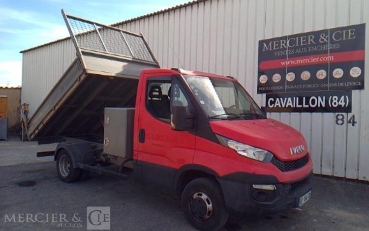IVECO 35C13 BENNE SIMPLE CABINE COFFRE  EE-164-CR