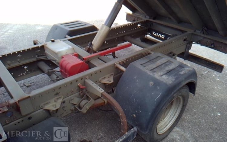 IVECO 35C13 BENNE SIMPLE CABINE COFFRE  EE-164-CR