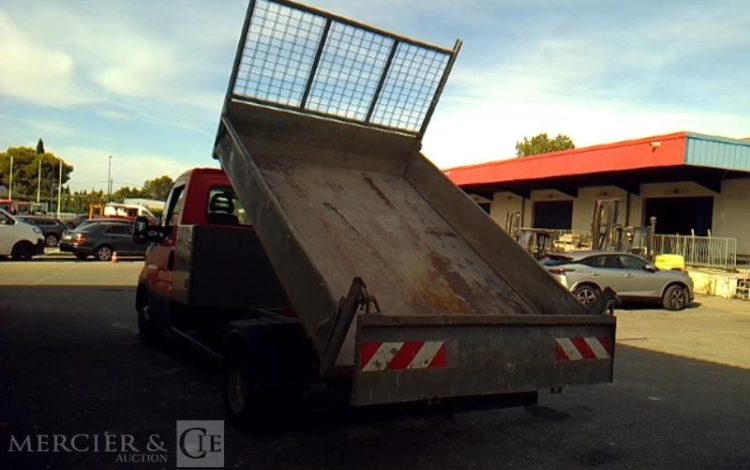 IVECO 35C13 BENNE SIMPLE CABINE  EG-322-QK