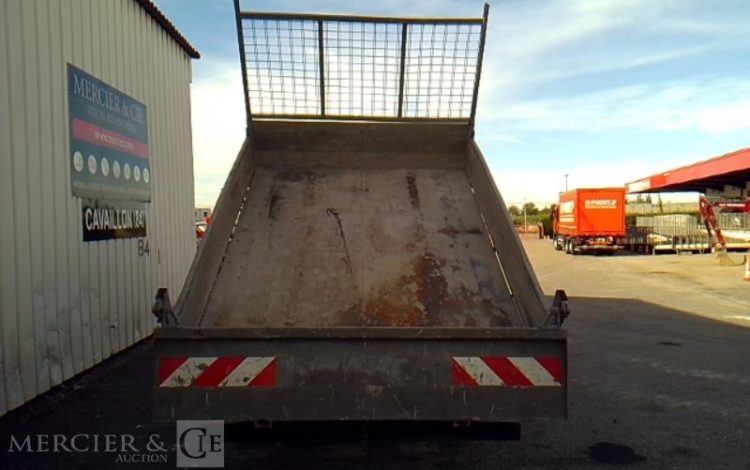 IVECO 35C13 BENNE SIMPLE CABINE  EG-322-QK