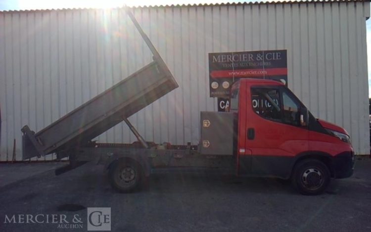 IVECO 35C13 BENNE SIMPLE CABINE  EG-322-QK