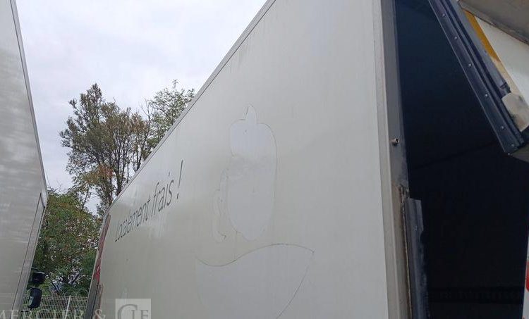 RENAULT PORTEUR D14 AVEC GROUPE FROID CARRIER – PTAC : 14 T – DIESEL BLANC EH-605-HV
