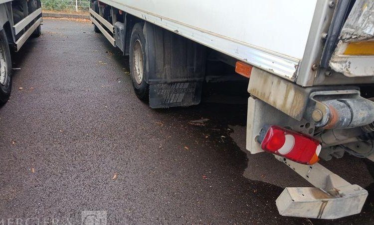 RENAULT PORTEUR D14 AVEC GROUPE FROID CARRIER – PTAC : 14 T – DIESEL BLANC EH-605-HV